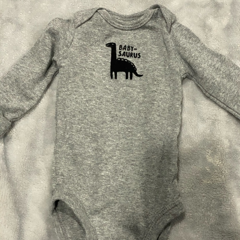 4 pack original dinosaur bodysuits - Picture 4 of 5